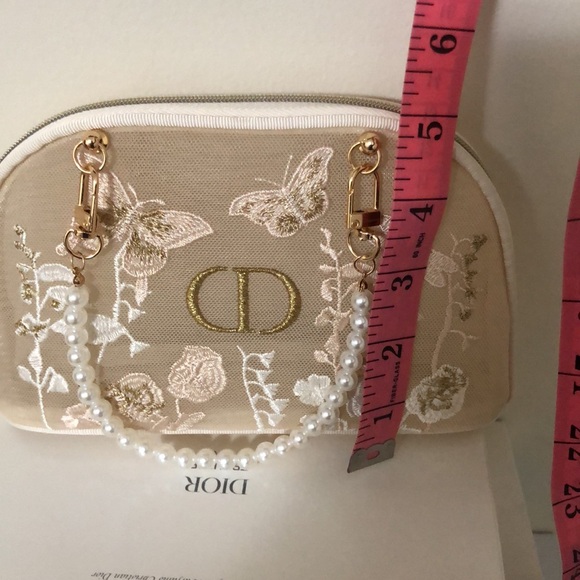 DIOR Mesh Embroidered pouch - Picture 8 of 10